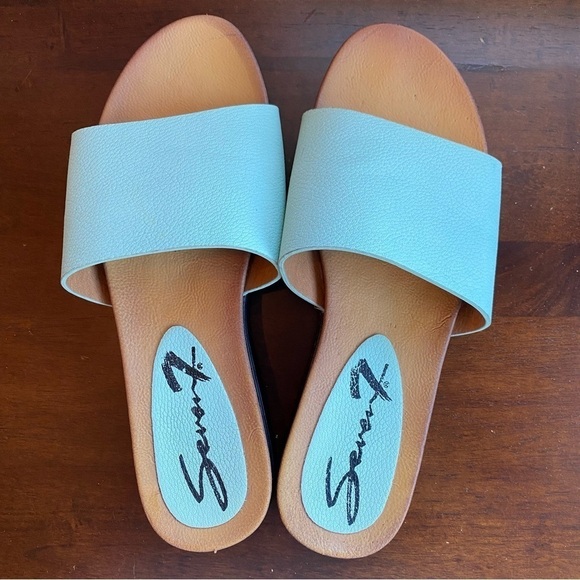 Seven7 pearl slide sandal slip on sandal (S2) - Picture 2 of 8